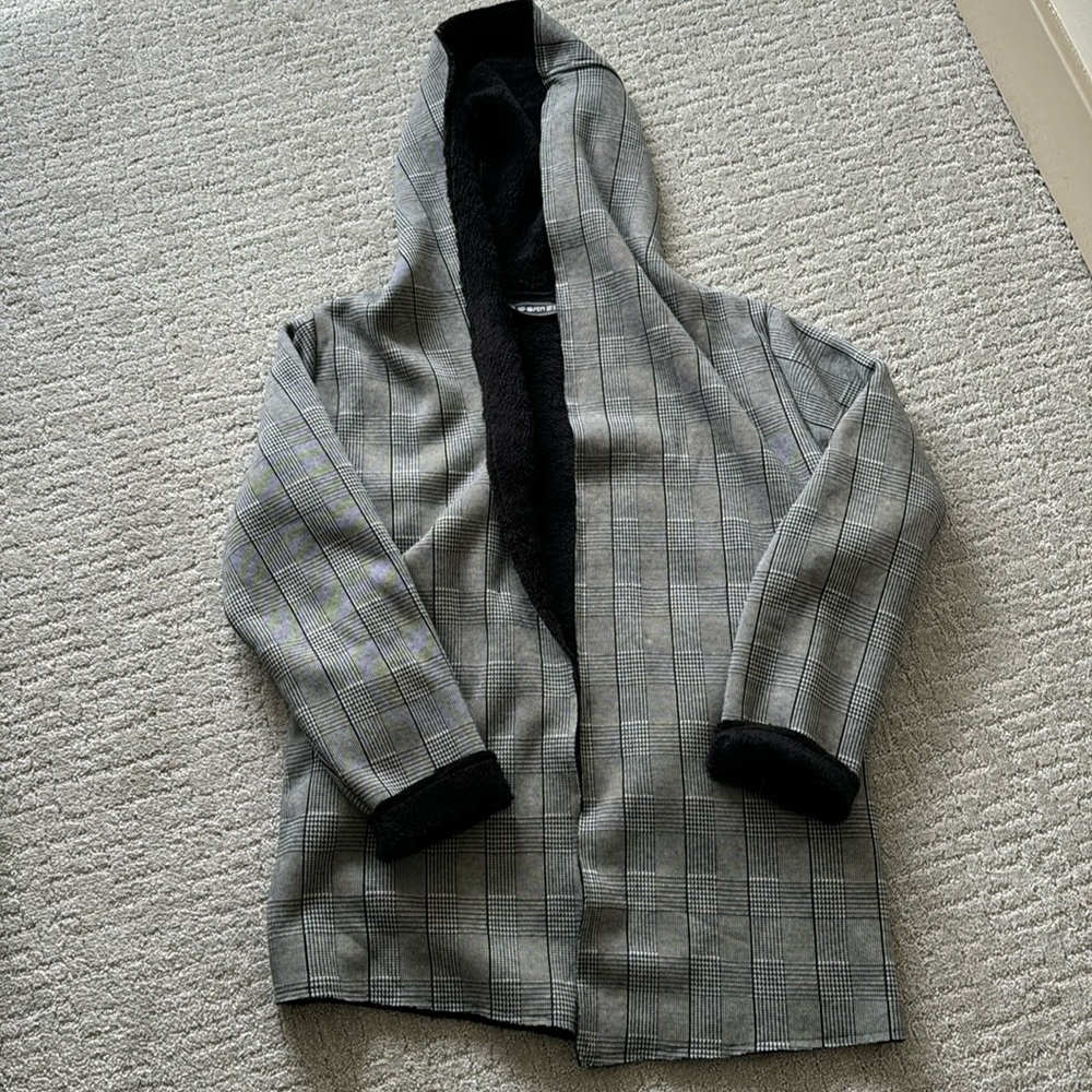 Open designer, long coat stretch material